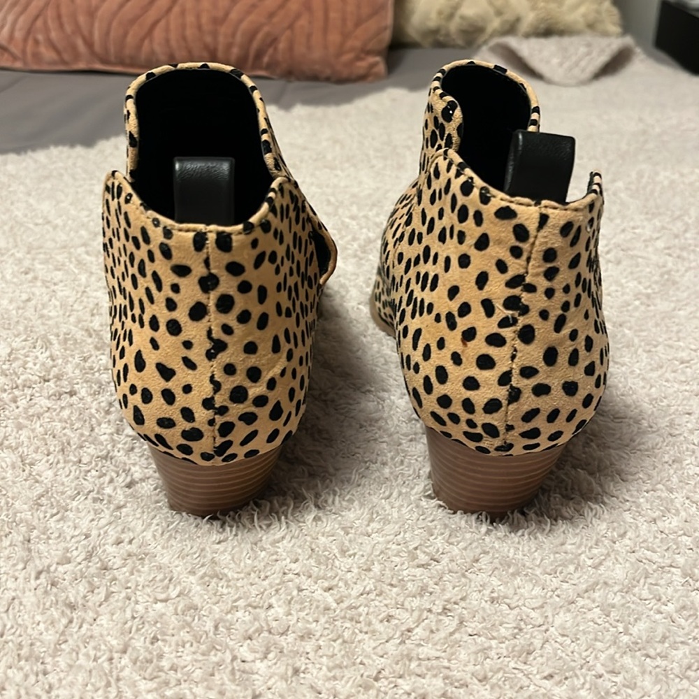 Lulus leopard booties - Picture 2 of 3